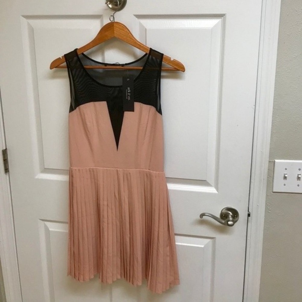 Ark & Co. Pink & Black Dress